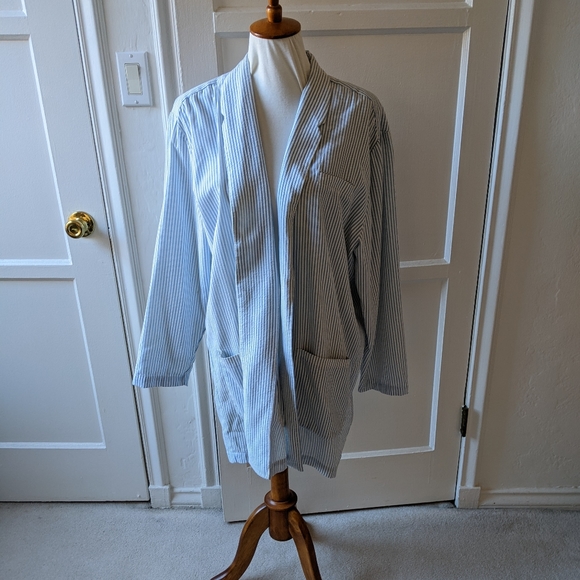 Norma Kamali Jackets & Blazers - VTG Norma Kamali blue and white pinstripe seersucker blazer size large